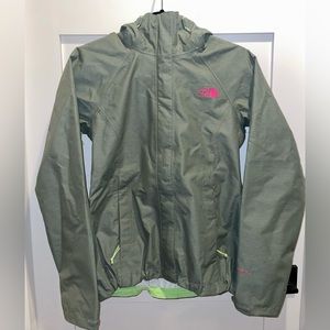 Women’s North Face jacket
